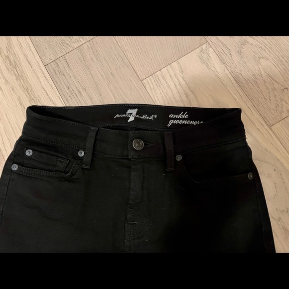 7 for all Mankind black jeans - Picture 2 of 4